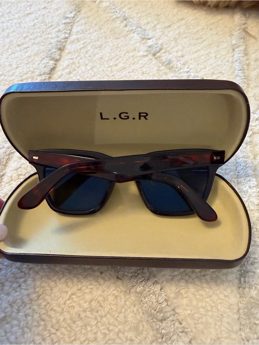 LGR Tortoise shell sunglasses - Picture 3 of 5